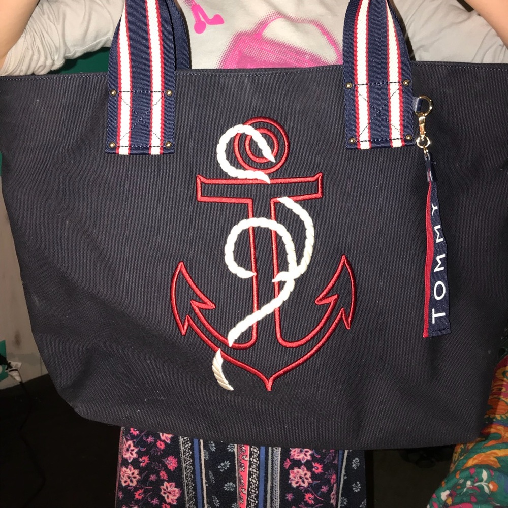 Tommy Hilfiger navy blue tote w/  anchor on it